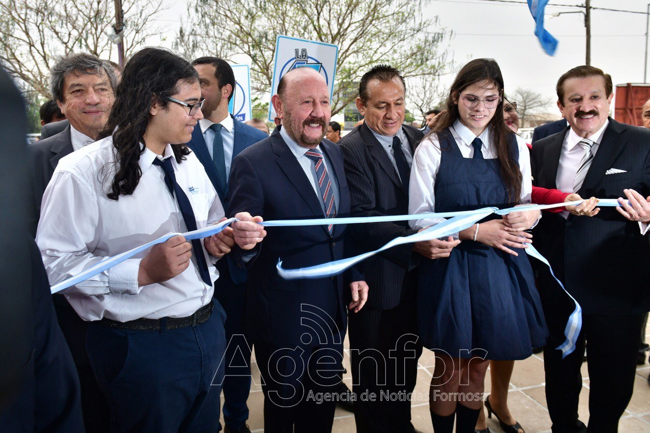 Insfrán encabezó el acto de inauguración de las obras de ampliación de la EPES  N° 30 en el Eva Perón – Agenfor