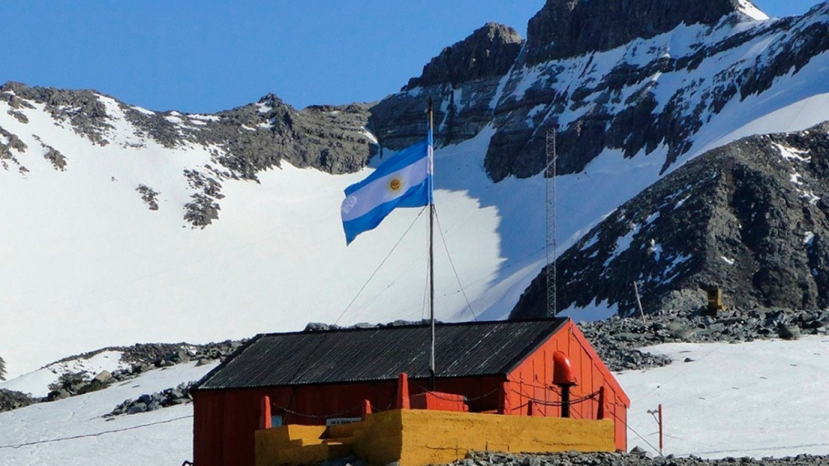 Base Esperanza, La Antártida. Foto Twitter @RosauraAudi.