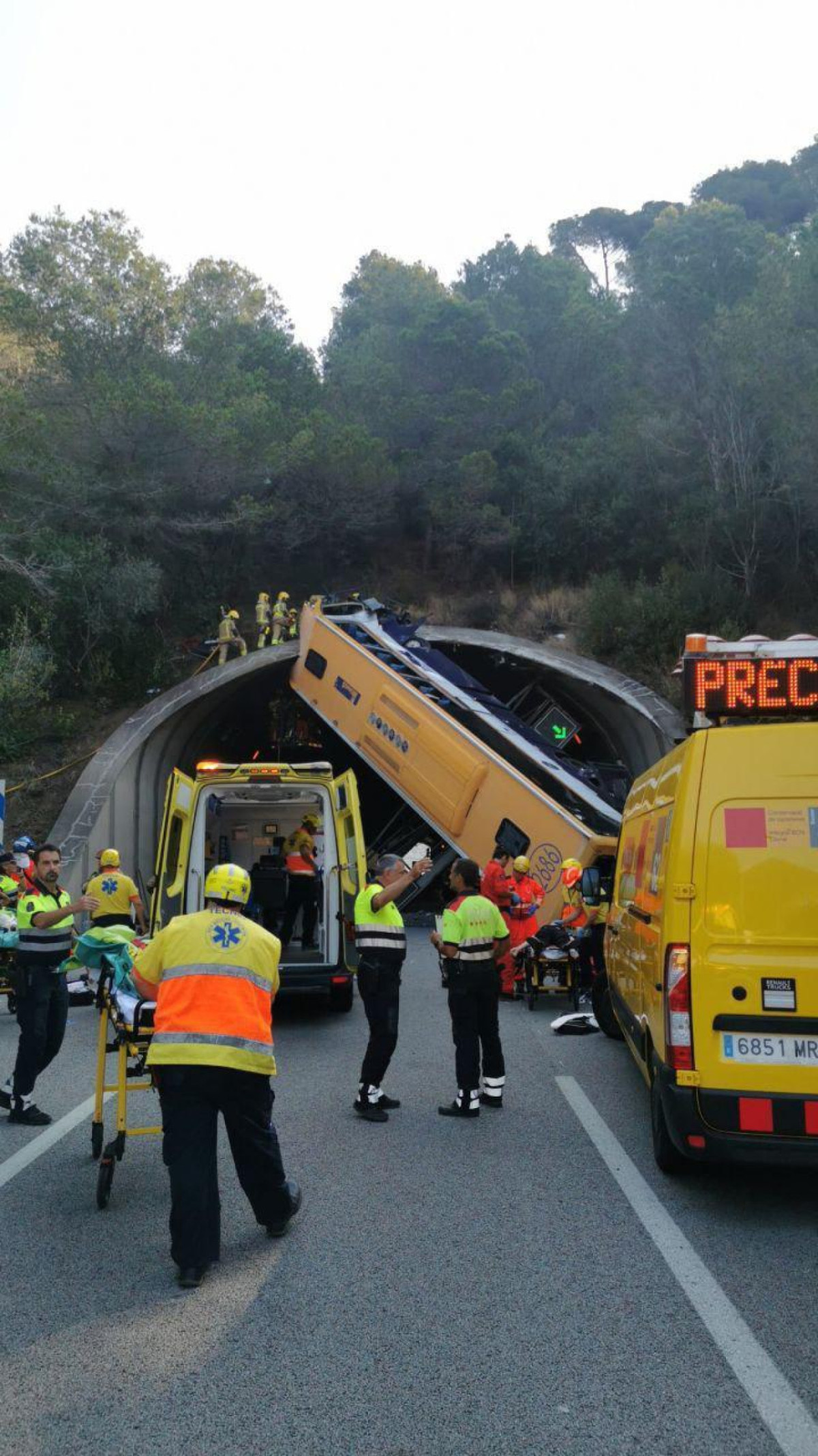 Accidente de un colectivo en Barcelona. Foto: X.