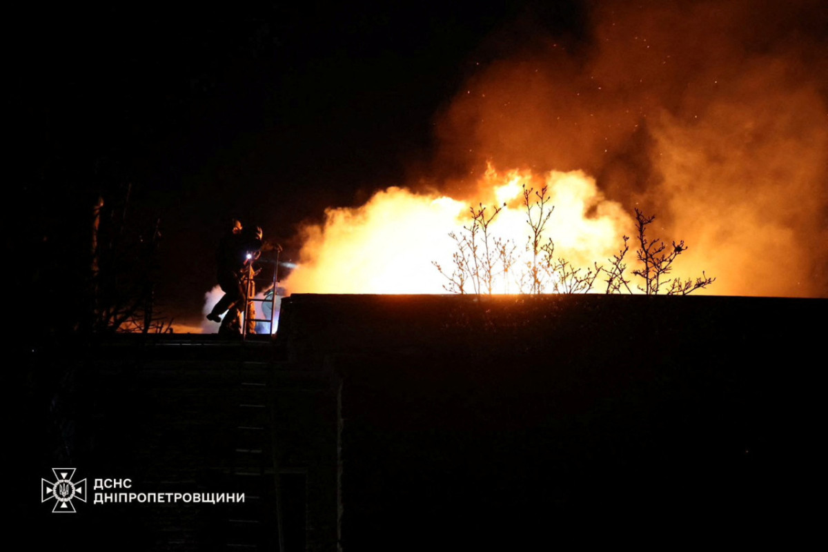 Rusia lanzó un misil balístico internacional contra Dnipró, Ucrania. Foto: Reuters.