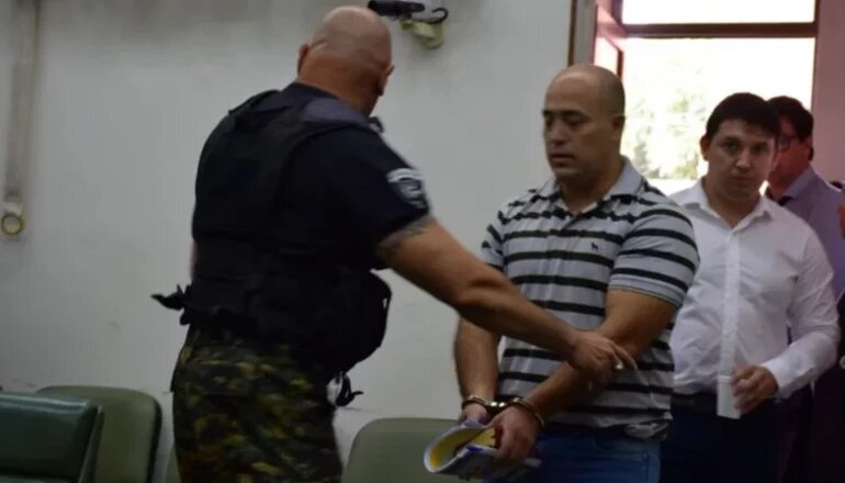 Confirmaron la condena por narcotráfico a un jefe de Prefectura que había  sido felicitado por sus operativos antidroga - Infobae