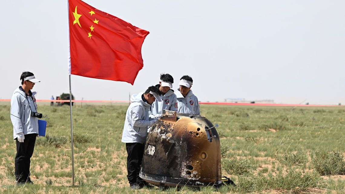 Exitosa misión de China: primeras muestras de la cara oculta de la Luna llegan a la Tierra