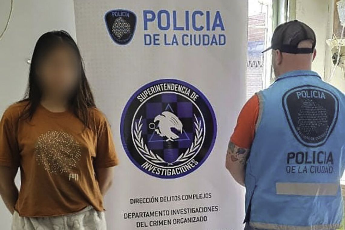 La joven fue detenida por la Policía de la Ciudad.