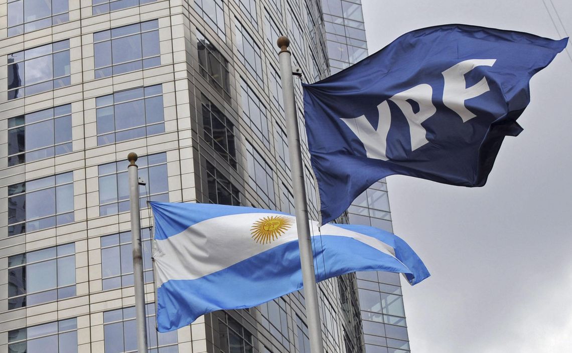 Por la expropiación de YPF el país debe abonar