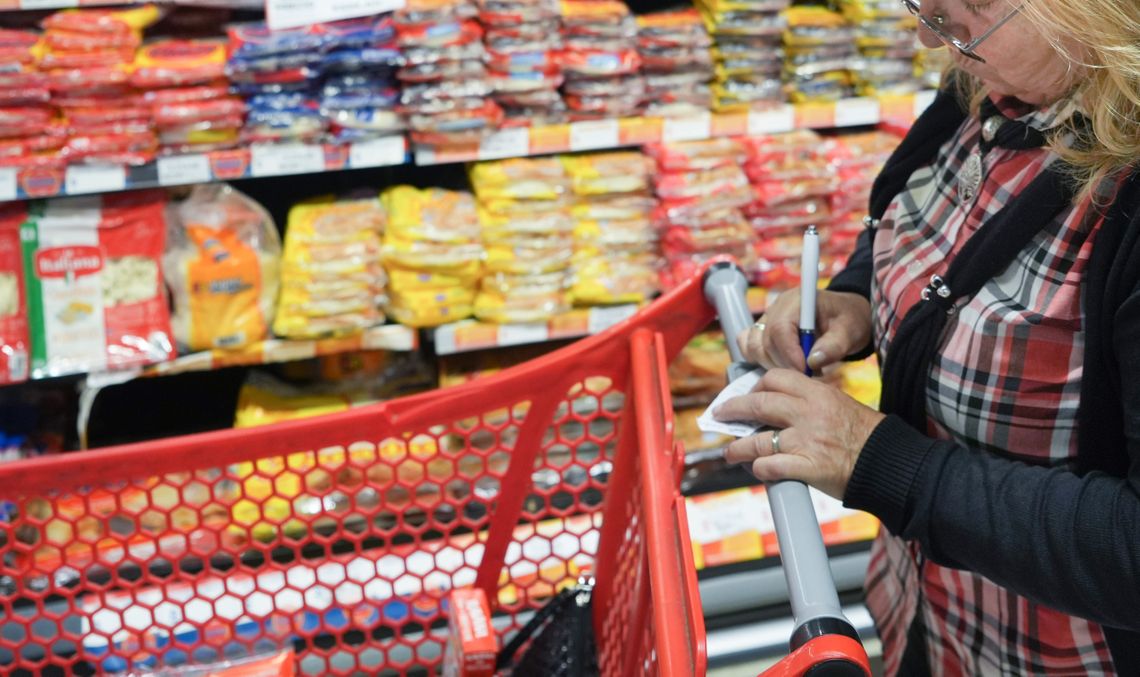 Las ventas en supermercados y autoservicios no repuntan.