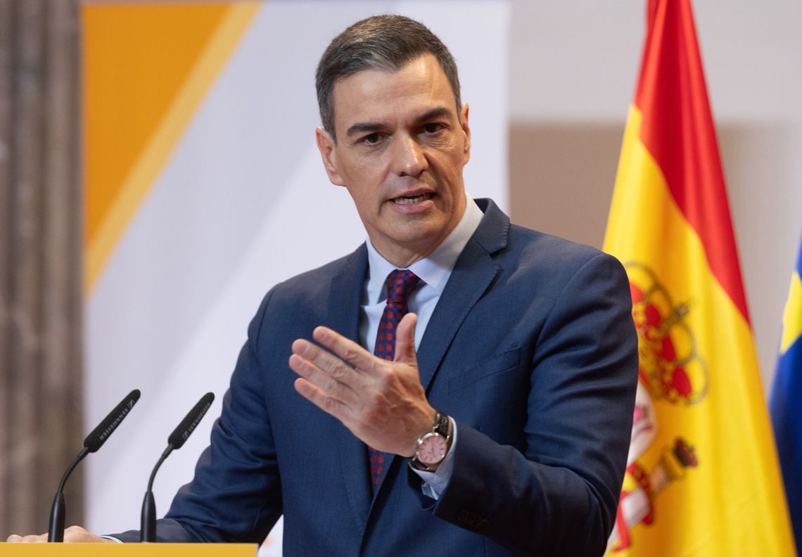 Pedro Sánchez cargó contra Milei.