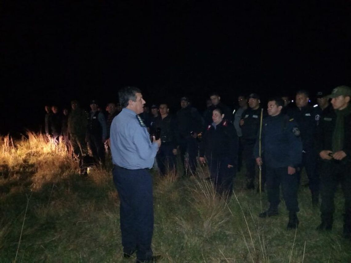 El operativo nocturno se lleva adelante en la zona rural del municipio correntino de 9 de Julio.