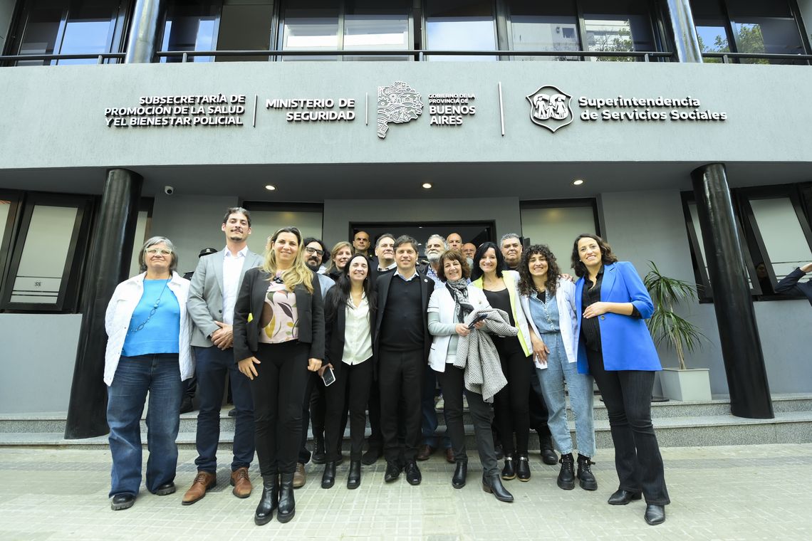 Kicillof inauguró un nuevo espacio para el cuidado de la salud mental de la Policía bonaerense