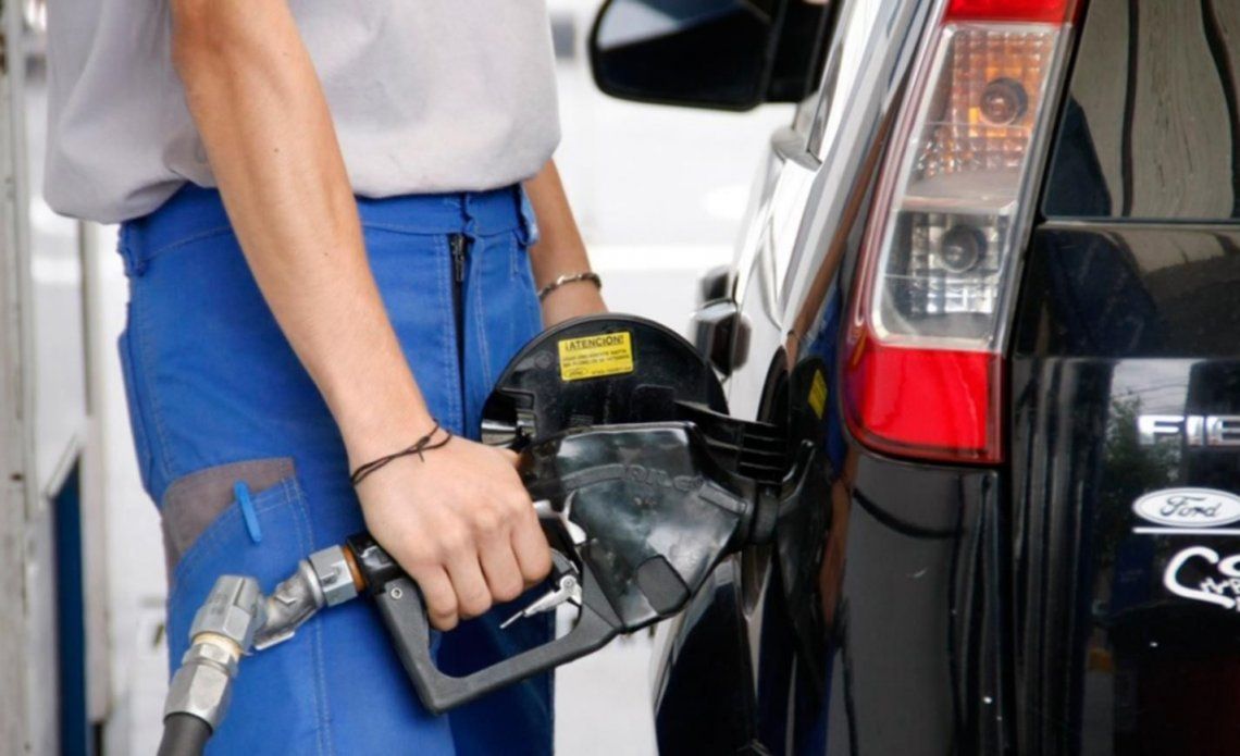 Aumentan los combustibles. 