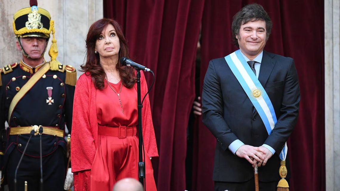 Cristina Kirchner cruzó a Milei en las redes sociales.