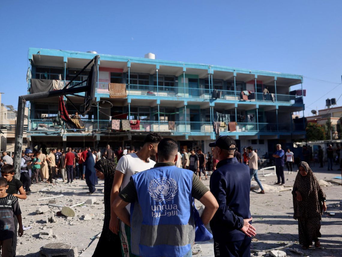 Un avión de combate israelí disparó un misil contra la escuela administrada por la ONU.