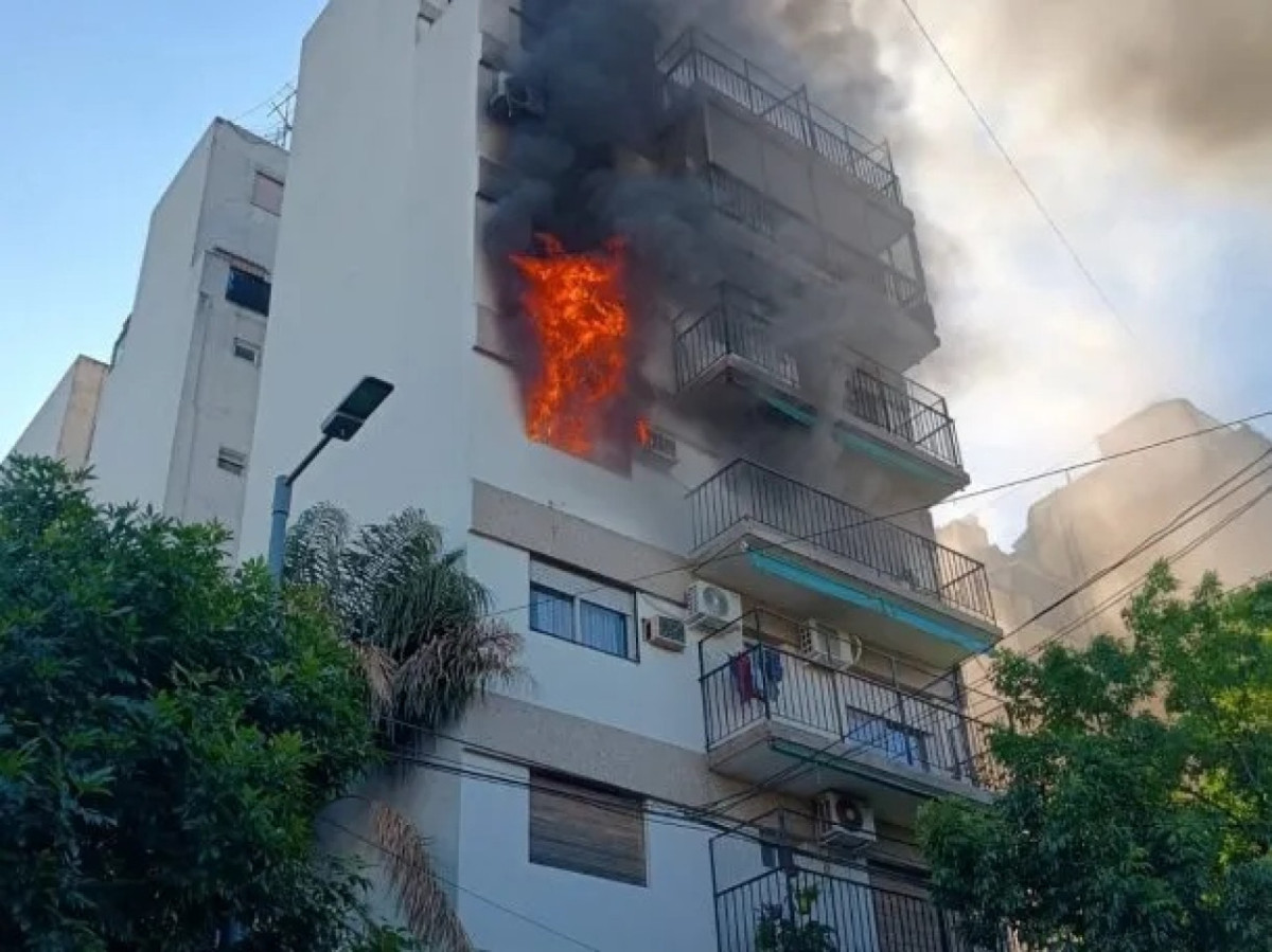 Incendio en Flores. Fuente: NA