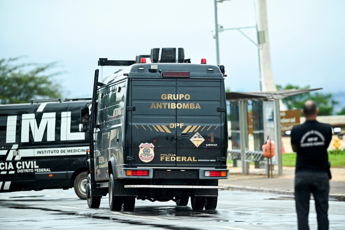 Explosión en los alrededores de la Corte Suprema de Brasil. Foto: Reuters