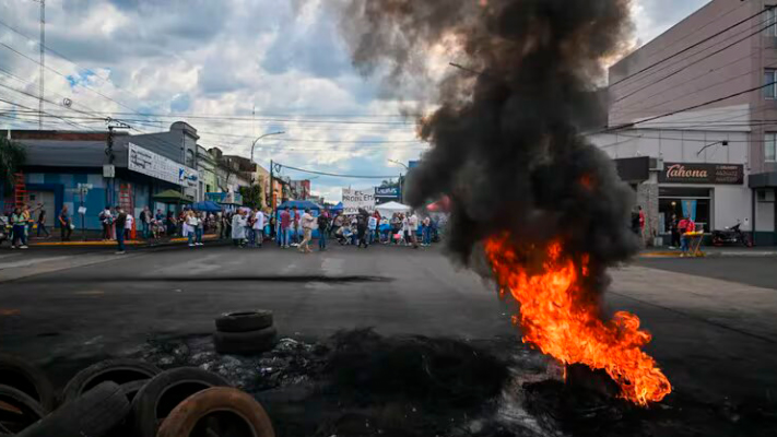 Conflicto en Misiones: Amenazan con echar policías que participen en  protestas