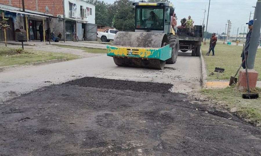 La Comuna realizó nuevos trabajos en calles asfaltadas - Diario La Mañana