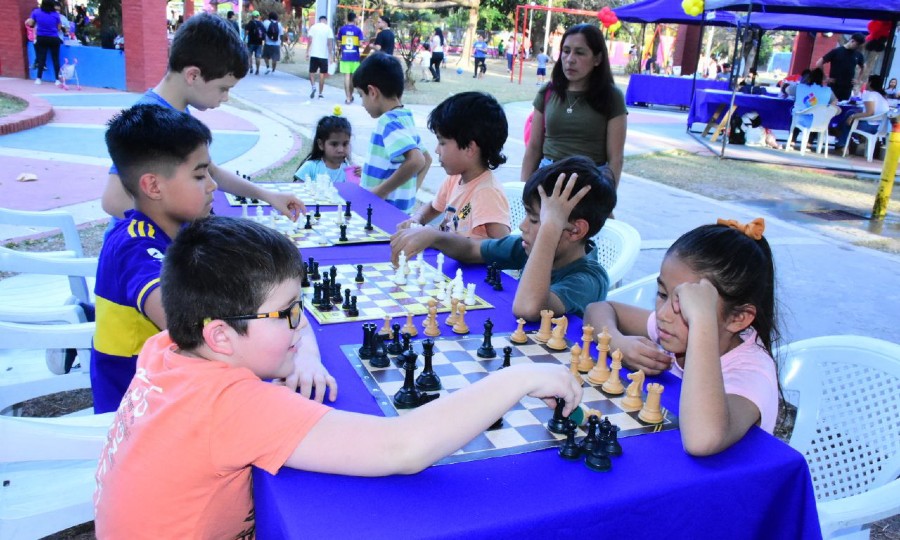 Continúan las actividades de receso invernal en el Paraíso de los Niños -  Diario La Mañana