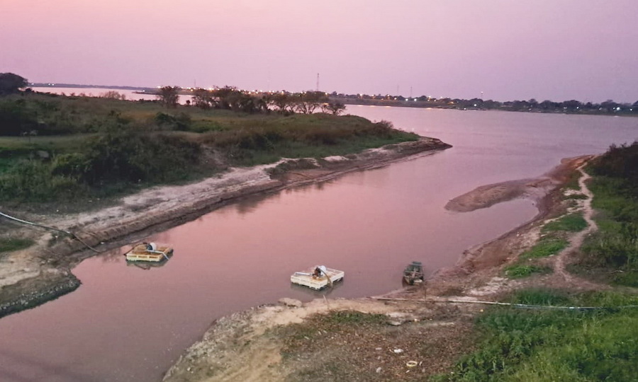 El río Paraguay ya mide menos de un metro de altura en el hidrómetro local  - Diario La Mañana