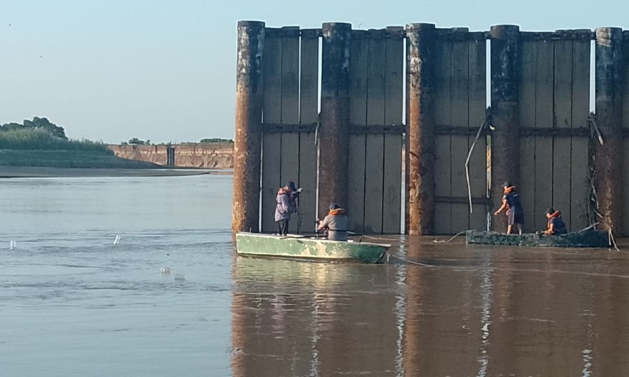 Buscan a un adolescente en aguas del río Bermejo - Diario La Mañana