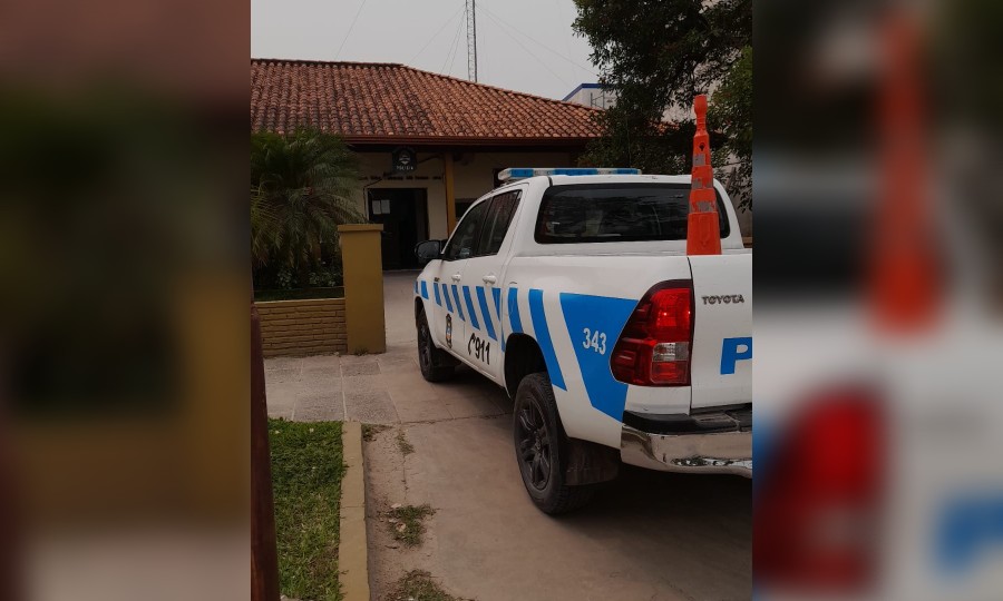 Grave incidente entre vecinos terminó con cinco detenidos - Diario La Mañana